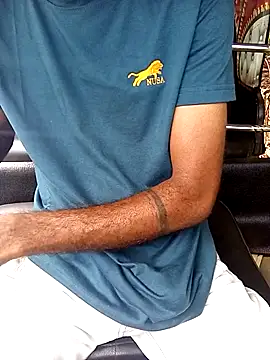 DulajThushara2468 online show from February 7, 4:30 am