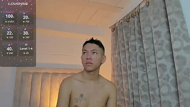 JulianRose 1 online show from January 8, 10:59 am