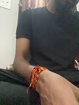 yourluckyfuckboy online show from December 15, 10:01 am