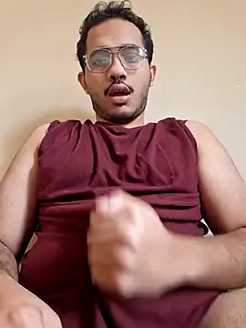 Snapshot of alesssterling chatting on March 7, 6:24 am alesssterling online show from March 7, 6:24 am