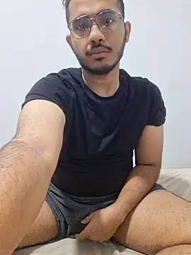 alesssterling online show from December 18, 3:41 pm