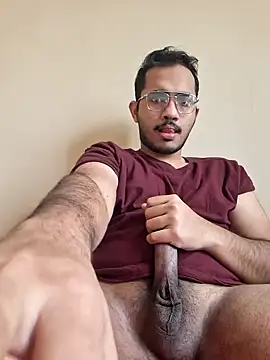 Snapshot of alesssterling chatting on February 7, 6:14 am alesssterling online show from February 7, 6:14 am