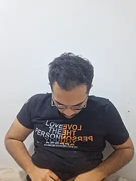 alesssterling online show from March 5, 3:30 pm