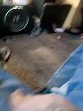 ySqmbVanbe online show from March 9, 5:18 pm