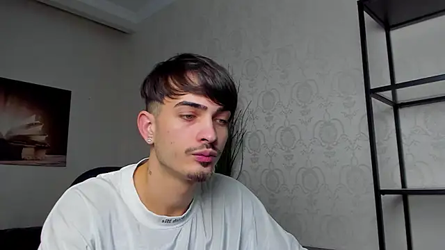 BrandonTate online show from December 2, 2:28 pm