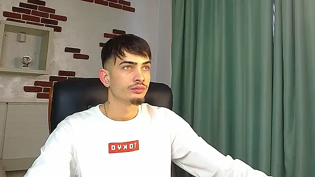 BrandonTate online show from February 27, 1:17 pm