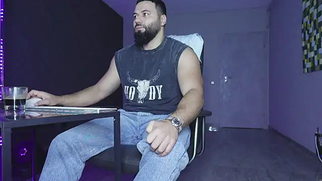 mattmasterss online show from December 22, 6:10 am