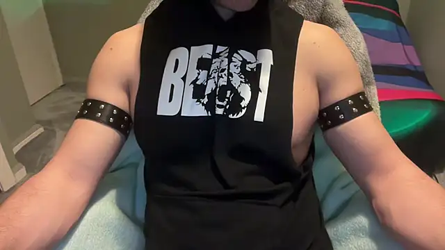 Snapshot of KinkyPlayerrr chatting on March 17, 11:35 pm KinkyPlayerrr online show from March 17, 11:35 pm