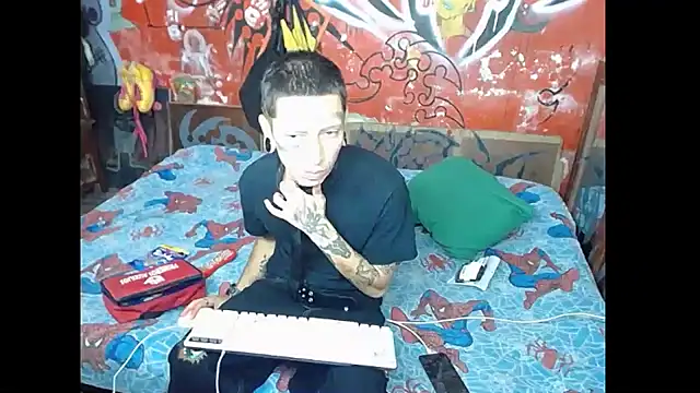 deivid estrada online show from February 10, 4:04 pm