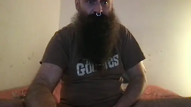 JunkieShitPig online show from October 8, 8:35 pm