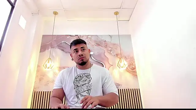 BrianMalonee online show from October 6, 12:21 pm