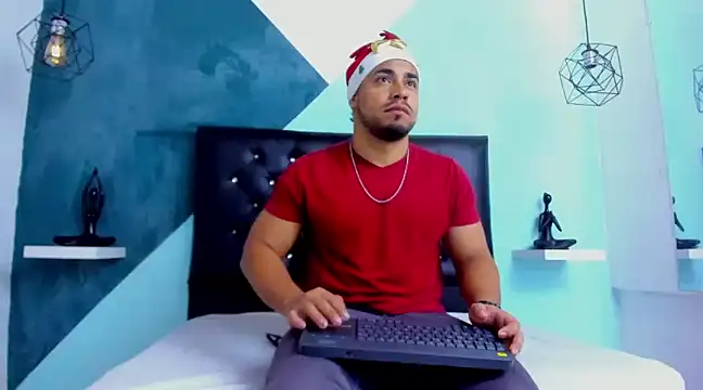 BrianMalonee online show from December 16, 1:00 pm