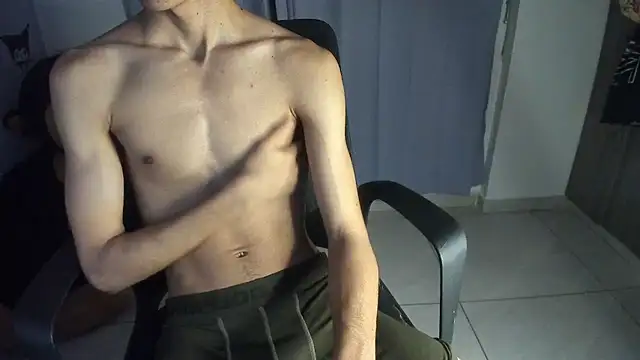 isaaclatino online show from October 24, 11:28 pm