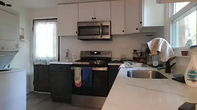 keiferkriss online show from September 10, 4:38 pm