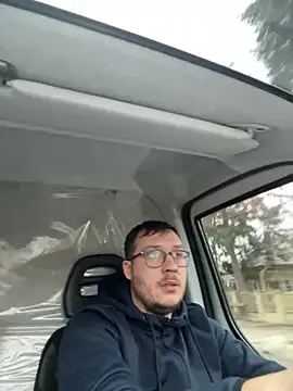 ionut9879 online show from February 3, 6:13 am