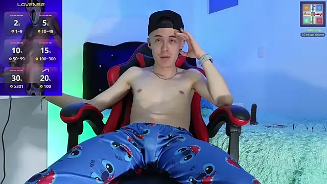 Elian Cooper online show from November 25, 1:18 am