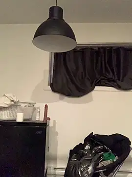 Snapshot of L0cKyseven77 chatting on December 7, 7:49 am L0cKyseven77 online show from December 7, 7:49 am