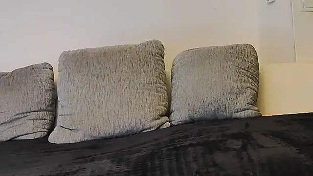 Snapshot of Hot_ToyBoy6974 chatting on March 6, 2:30 am Hot ToyBoy6974 online show from March 6, 2:30 am