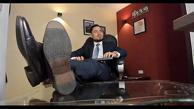 thesexlawyer1 online show from November 12, 2:39 am