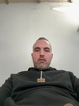 leon3875 online show from August 3, 3:29 pm