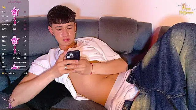 Mr daren  online show from October 24, 7:37 pm