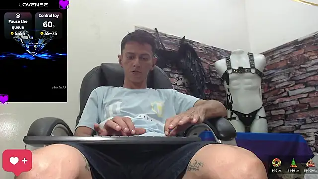 andy dwels777 online show from December 8, 8:04 pm