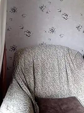 MityaXLoves online show from November 6, 9:45 am