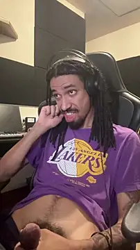 hotcamboy420 online show from January 11, 3:21 am