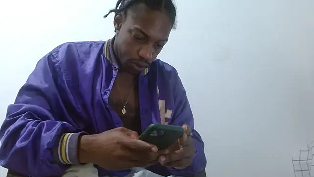 Larry-n-clouds online show from February 20, 12:29 pm