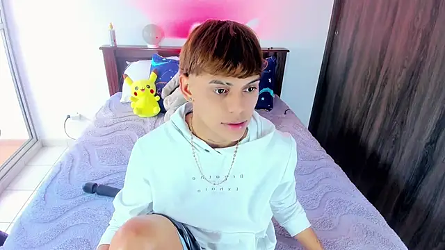 visaelX online show from November 17, 2:31 pm