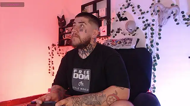 Ash gusbig online show from December 3, 12:44 am