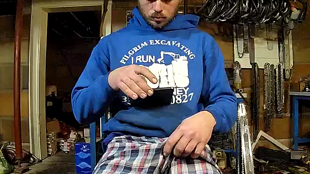 Bigoleslong98765 online show from February 18, 6:05 pm