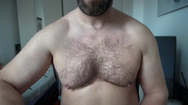 Mr Beef online show from March 11, 11:44 am