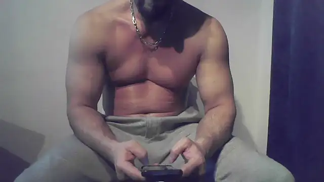 fl3xxx1 online show from December 1, 7:06 pm