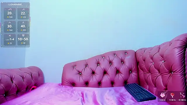 Snapshot of JeanRam18 chatting on September 20, 8:20 pm JeanRam18 online show from September 20, 8:20 pm