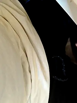 indboy44 online show from March 20, 7:04 pm