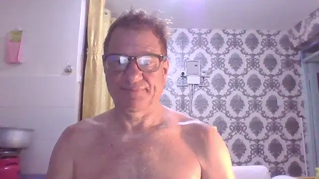 coryassman online show from December 4, 3:52 pm