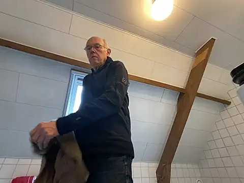 martxxxxx online show from December 20, 9:54 am