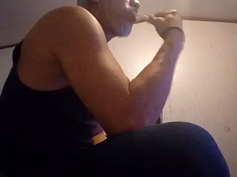 Snapshot of Xoc8_ chatting on February 13, 12:57 am Xoc8  online show from February 13, 12:57 am