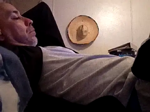 Snapshot of Xoc8_ chatting on March 13, 3:17 pm Xoc8  online show from March 13, 3:17 pm