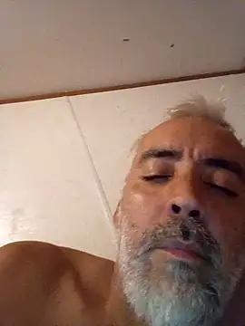 Snapshot of Xoc8_ chatting on December 15, 5:13 am Xoc8  online show from December 15, 5:13 am