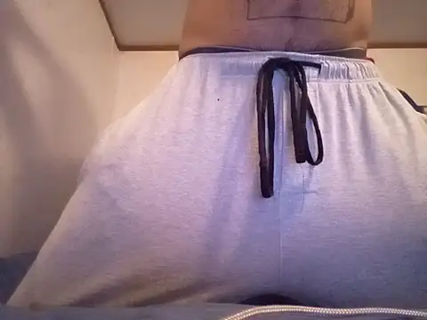 Snapshot of Xoc8_ chatting on February 17, 4:59 pm Xoc8  online show from February 17, 4:59 pm