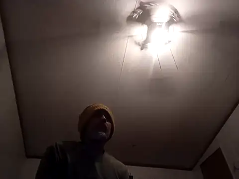 Snapshot of Xoc8_ chatting on December 7, 9:11 pm Xoc8  online show from December 7, 9:11 pm