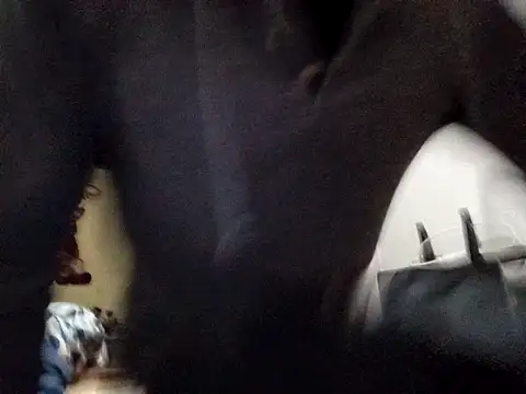 Xoc8  online show from November 15, 9:39 pm