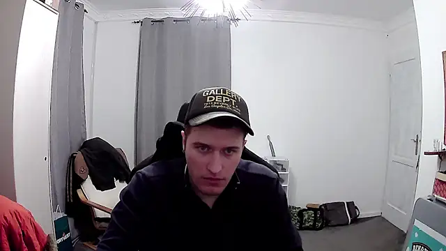 PKrisztian online show from April 9, 6:36 pm