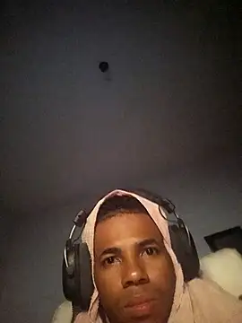 PAUBRASILEIRORJ online show from April 29, 3:44 am