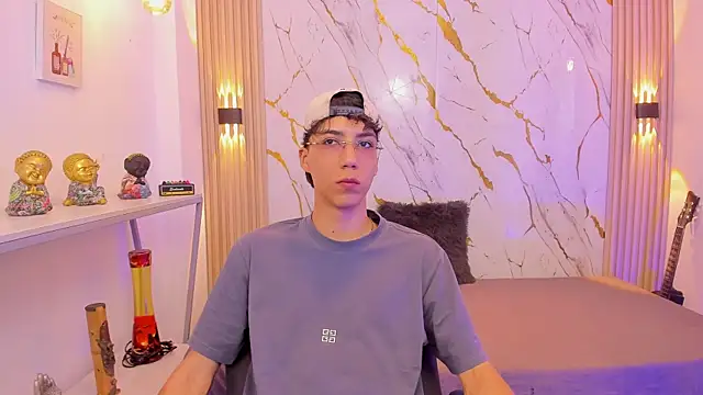 Nikolay Gregori online show from March 8, 4:38 am