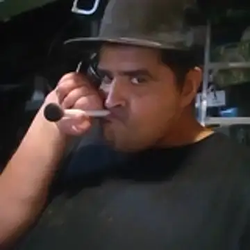 Miguel16i online show from May 12, 5:27 am