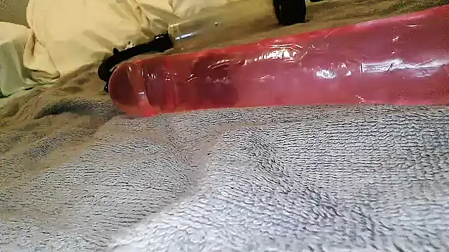 Snapshot of Jacknjimmyjohn chatting on October 28, 10:01 pm Jacknjimmyjohn online show from October 28, 10:01 pm