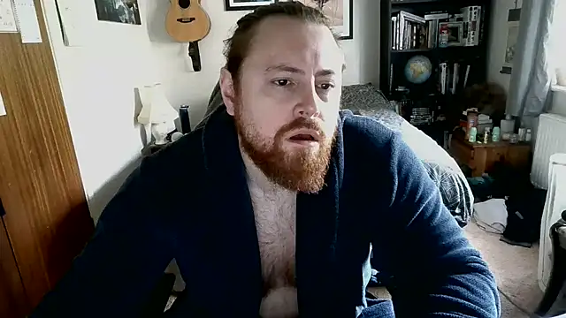 Snapshot of Hairy_Guy30 chatting on September 29, 2:46 pm Hairy Guy30 online show from September 29, 2:46 pm